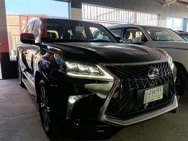 Lexus for sale in Iraq